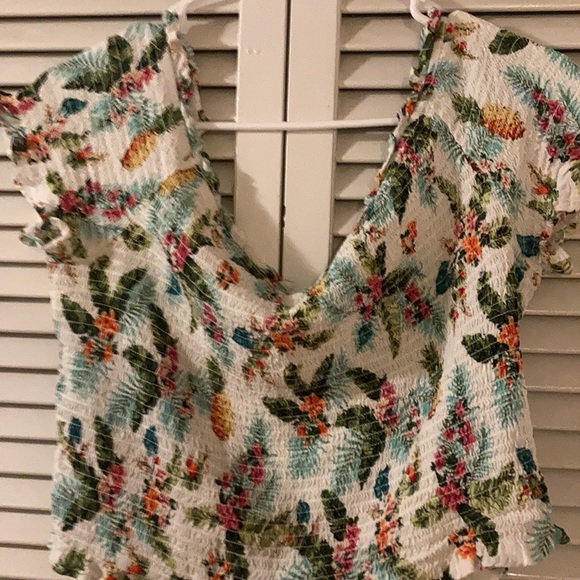 Forever 21 Hawaiian Crop Top - Picture 2 of 4
